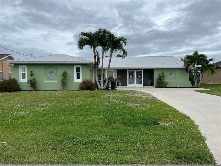 Single Family House: 22234 Tennyson Ave, Port Charlotte, FL